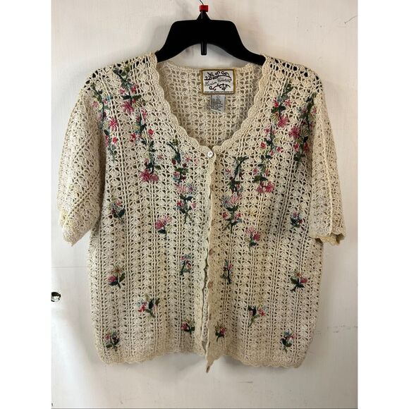 Heirloom Collection Crochet sweater large flowers buttons rn383437 - Picture 2 of 10